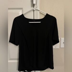 Banana Republic black top / size small / good condition